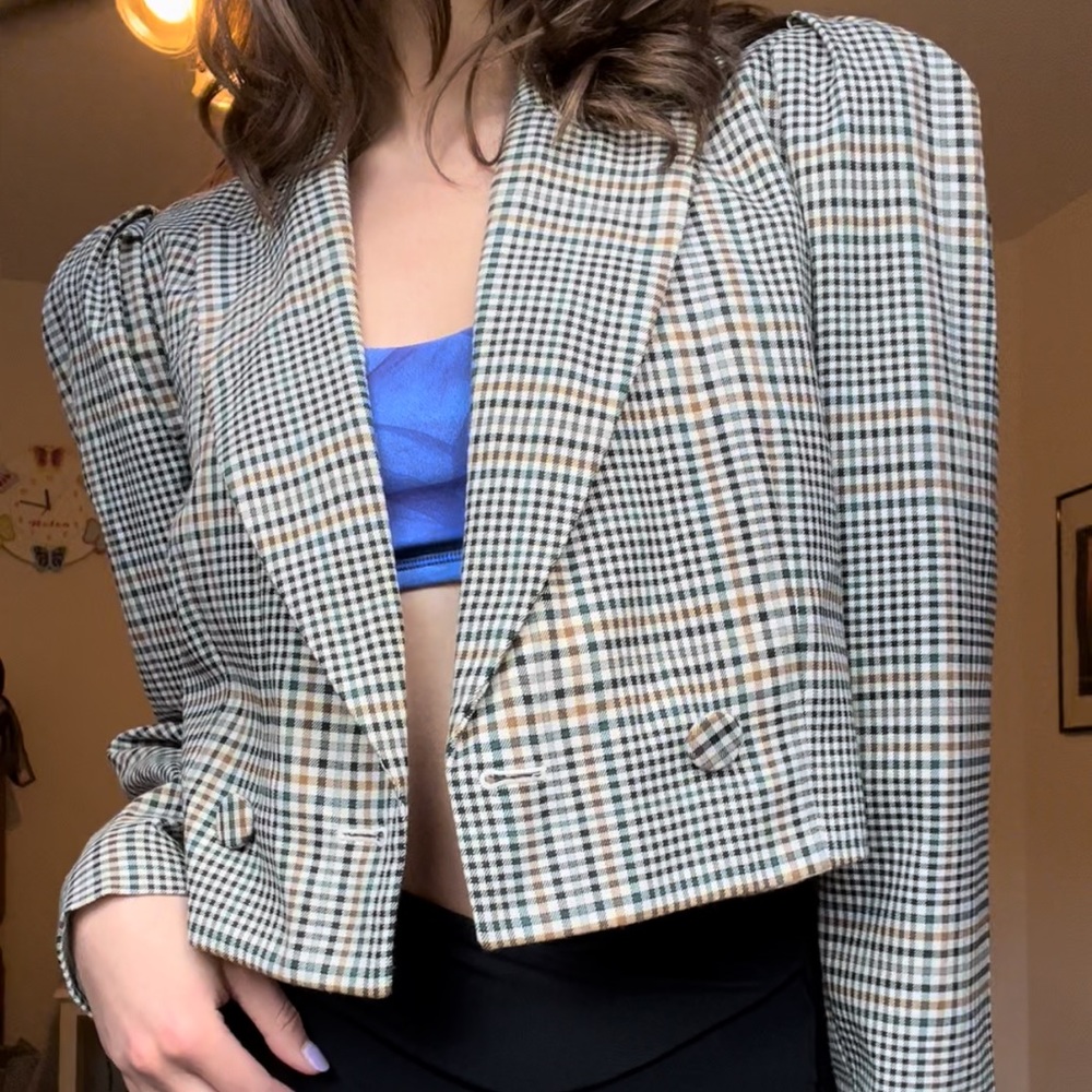 NWT NEW WITH TAGS PLAID JACKET